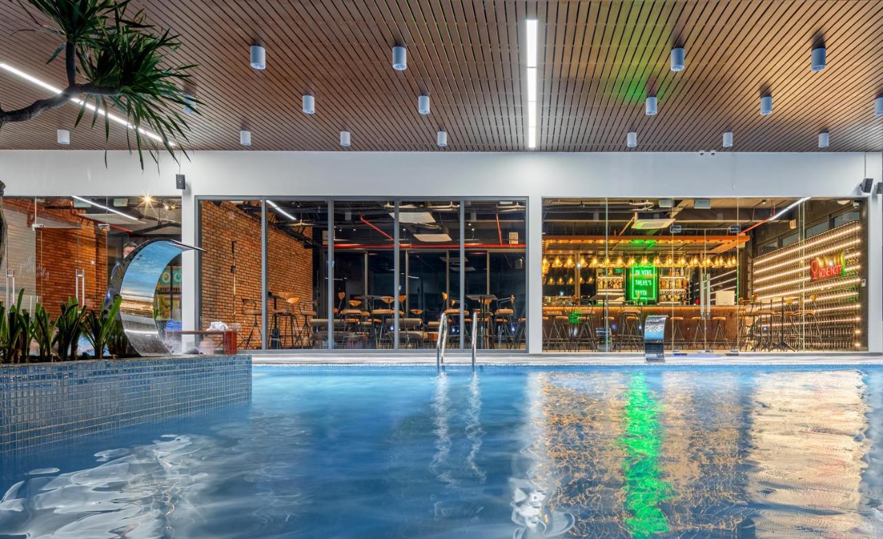 Mandala Hotel & Suites バクザン エクステリア 写真